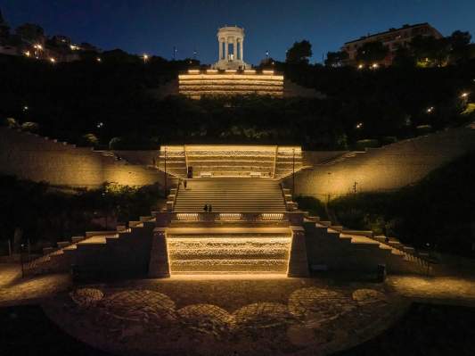 iGuzzini | Scalinata del Passetto