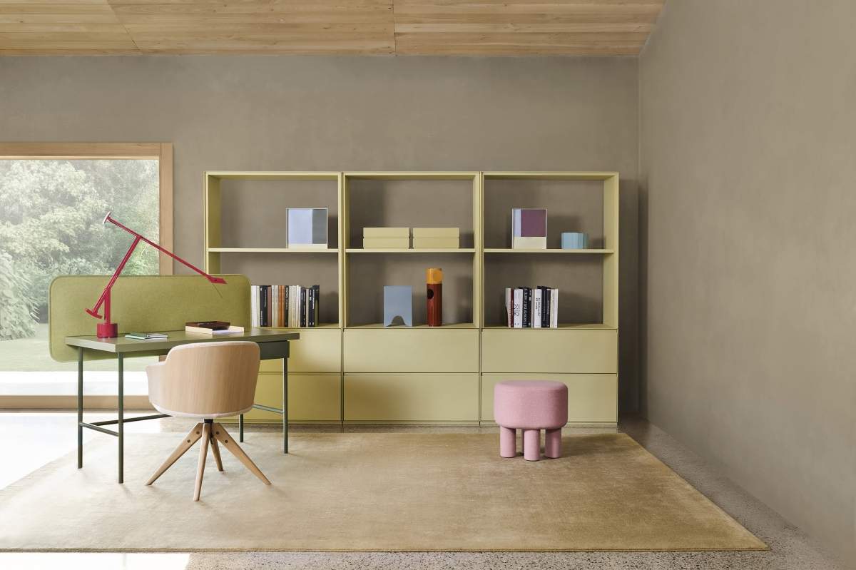 Franny desk, design Elisa Ossino