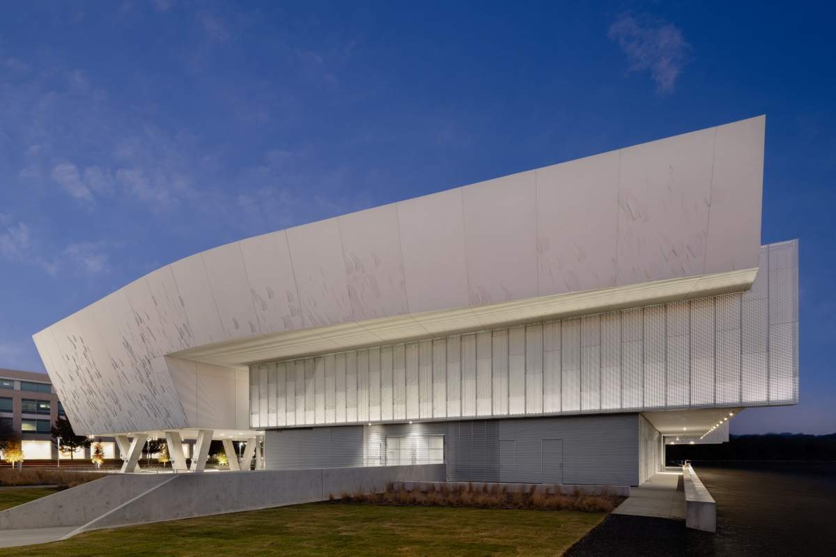 <strong>Crow Museum of Asian Art</strong> - cultural district of the University of Texas, Dallas (2024) | Architectural project: Morphosis Architects