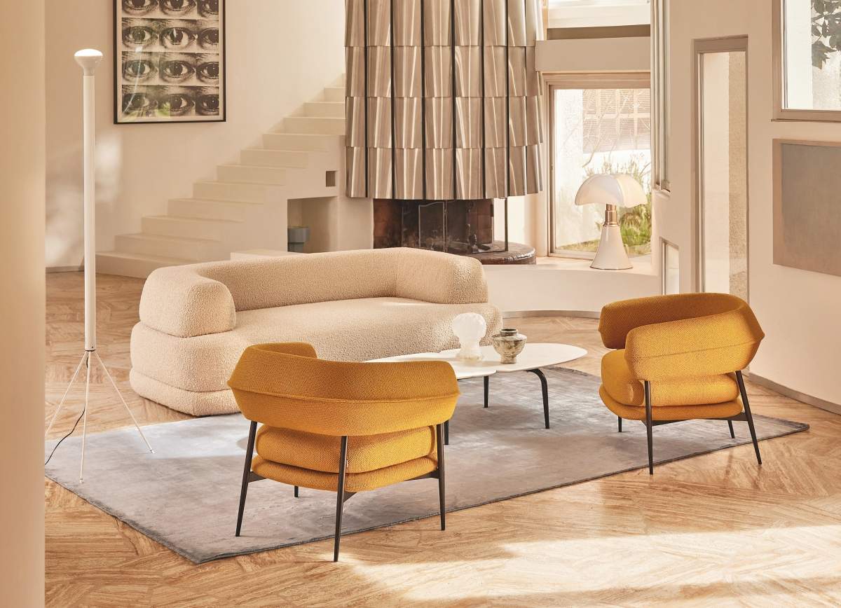 Collezione 2023: divano Bumper, design CalviBrambilla | poltrone Nena Lounge, design Lanzavecchia+Wai