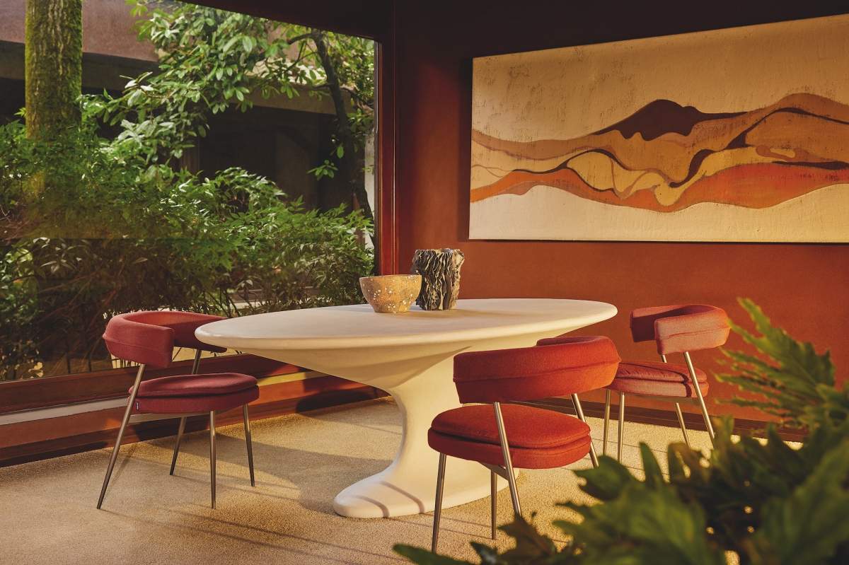 Fenice Table, design Piero Bottoni | Nena Chairs, design Lanzavecchia+Wai